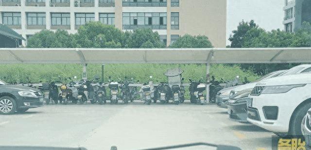 撞人后要负什么刑事责任,撞人后怎么处理最合适