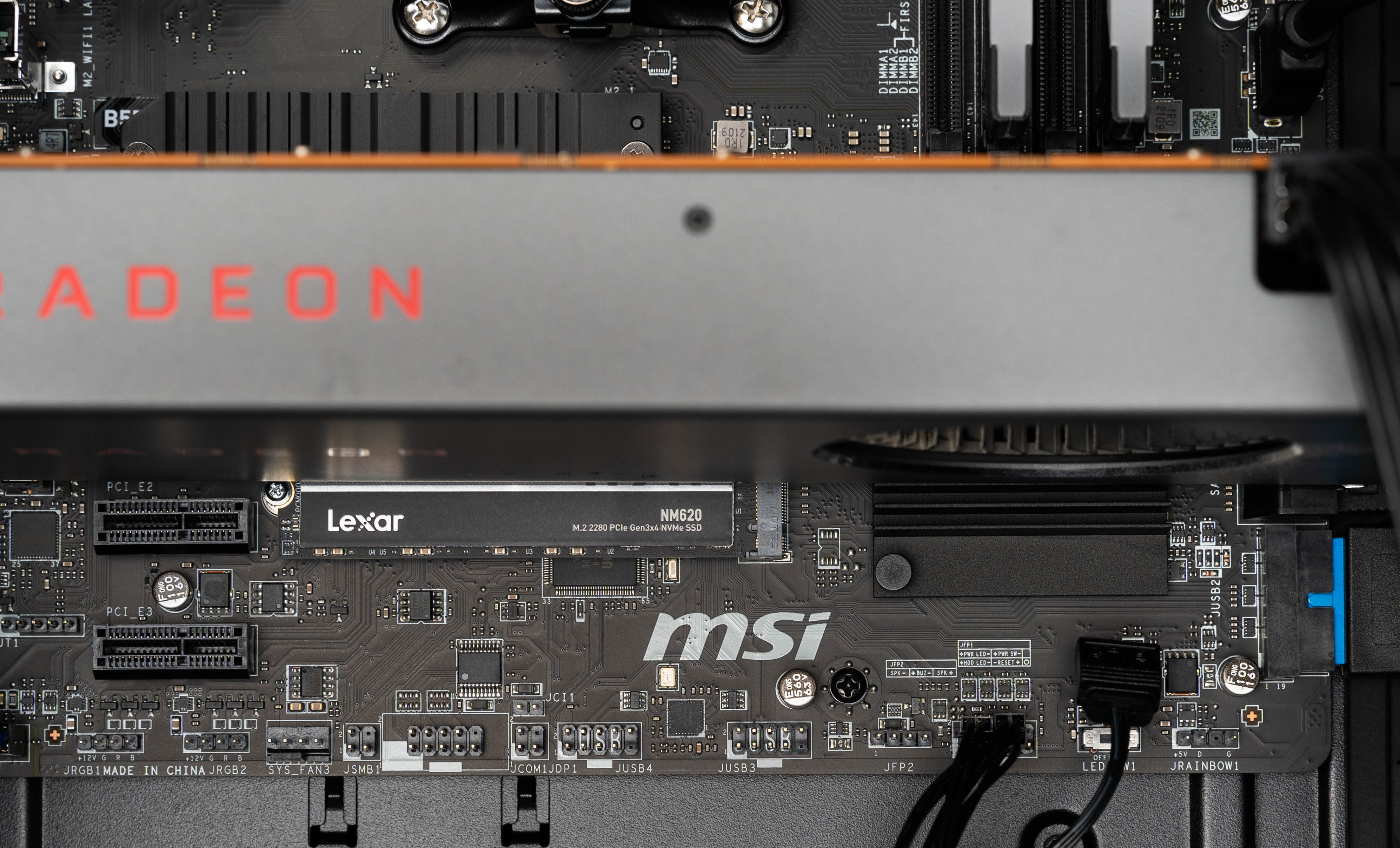 选对的不选贵的投其所好,amd最好看的主机