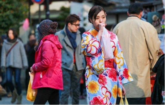 中日旅游恢复，大量日本人来华，表面是旅游，实则为了我们的白酒