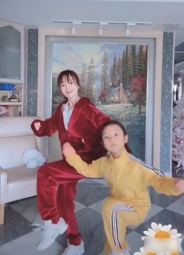 李小璐甜馨现在的情况,李小璐甜馨最新消息