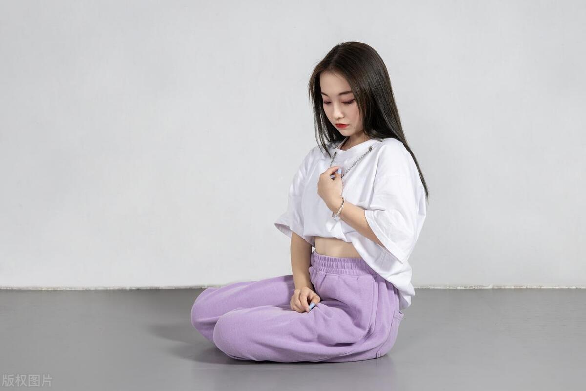 女性*处私**毛发越来越多是什么原因？关于阴毛的4个常识需了解