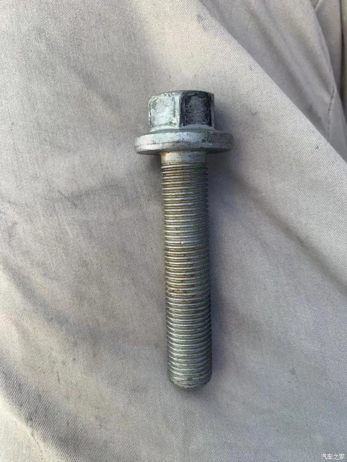 雪铁龙1.2t正时皮带多少公里更换,雪铁龙世嘉换正时皮带用换水泵吗