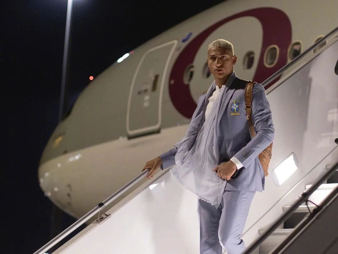 世界杯帅气球员西装,世界杯阿根廷男模队西装照高清