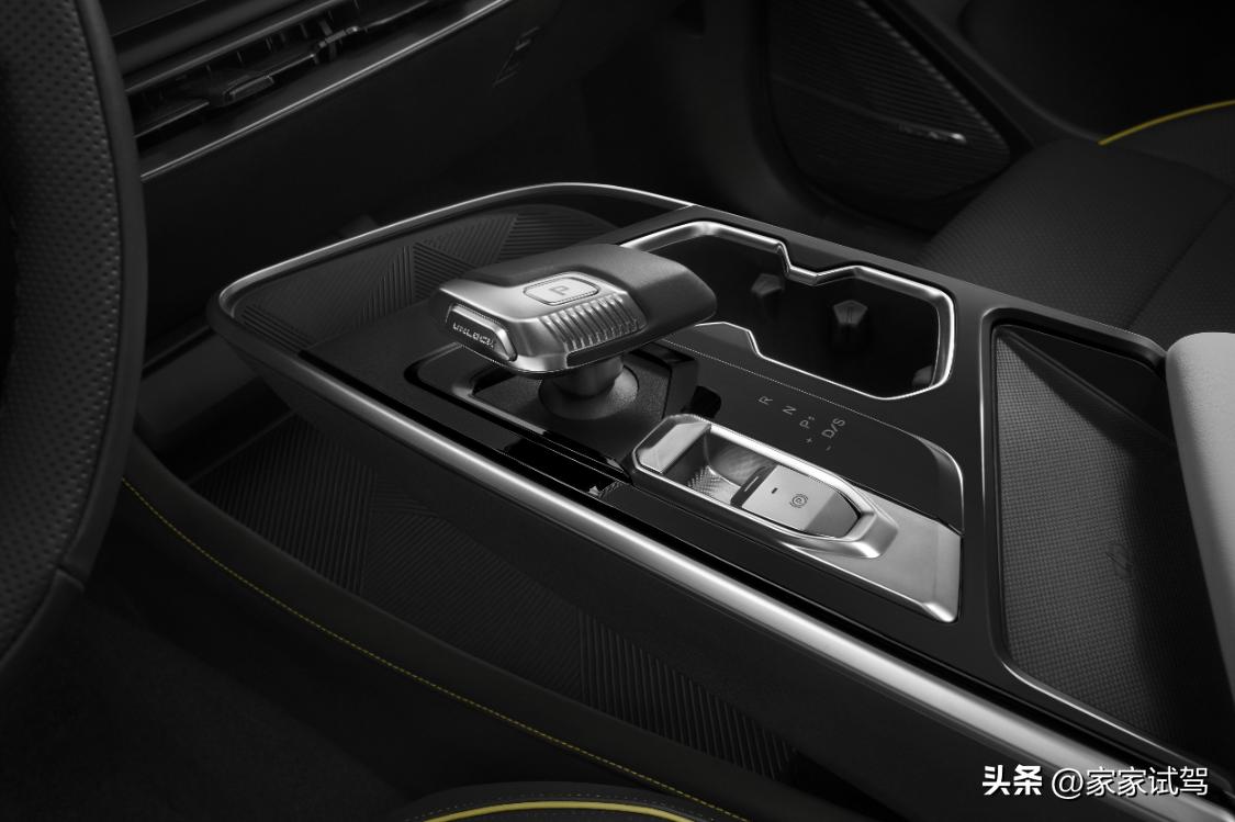 北汽魔方suv试驾视频,北汽魔方哪款车值得买