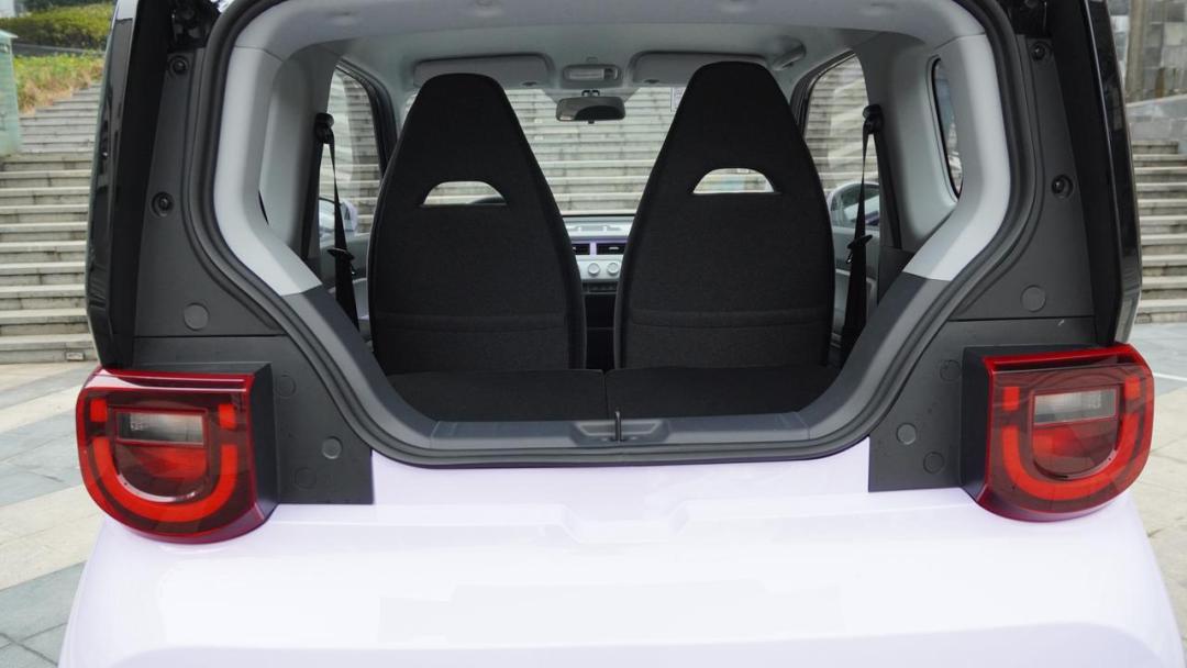 奇瑞qq冰淇淋2.99万有倒车影像吗,奇瑞qq冰淇淋120和170续航区别