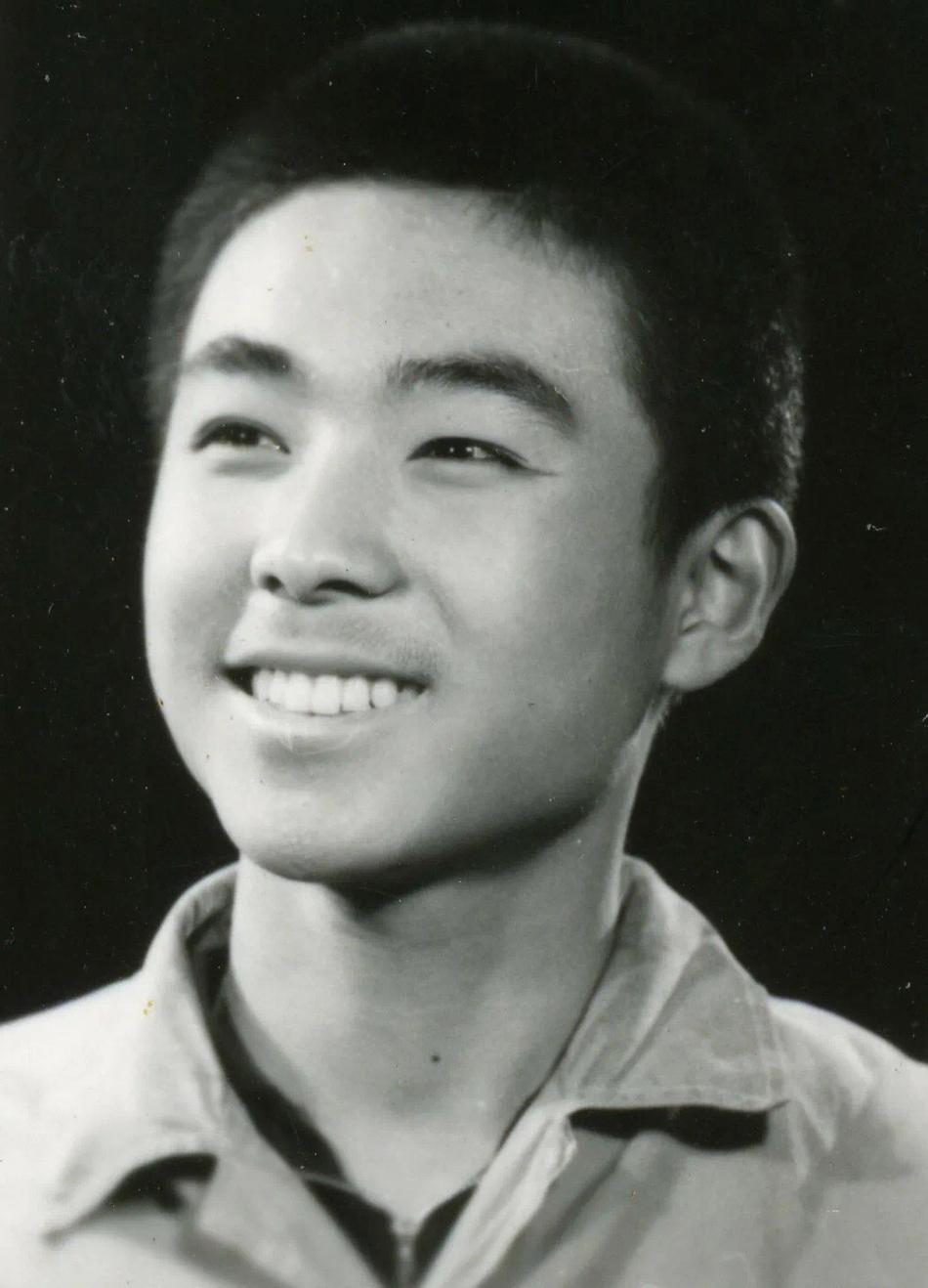 谢园妻子邱悦现状,邱悦谢园照片