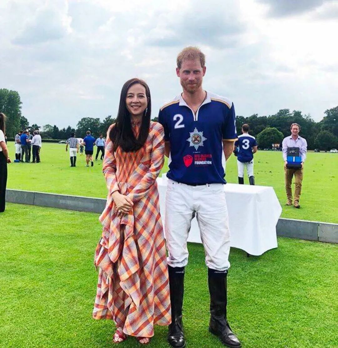 泰国第一华裔名媛,56岁泰国名媛