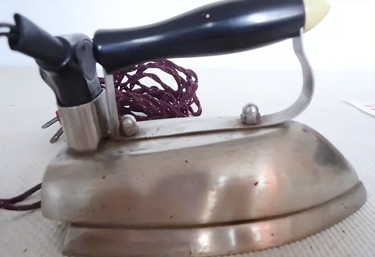 毛*东泽**时代的十大名牌，太珍贵了，你用过几种？