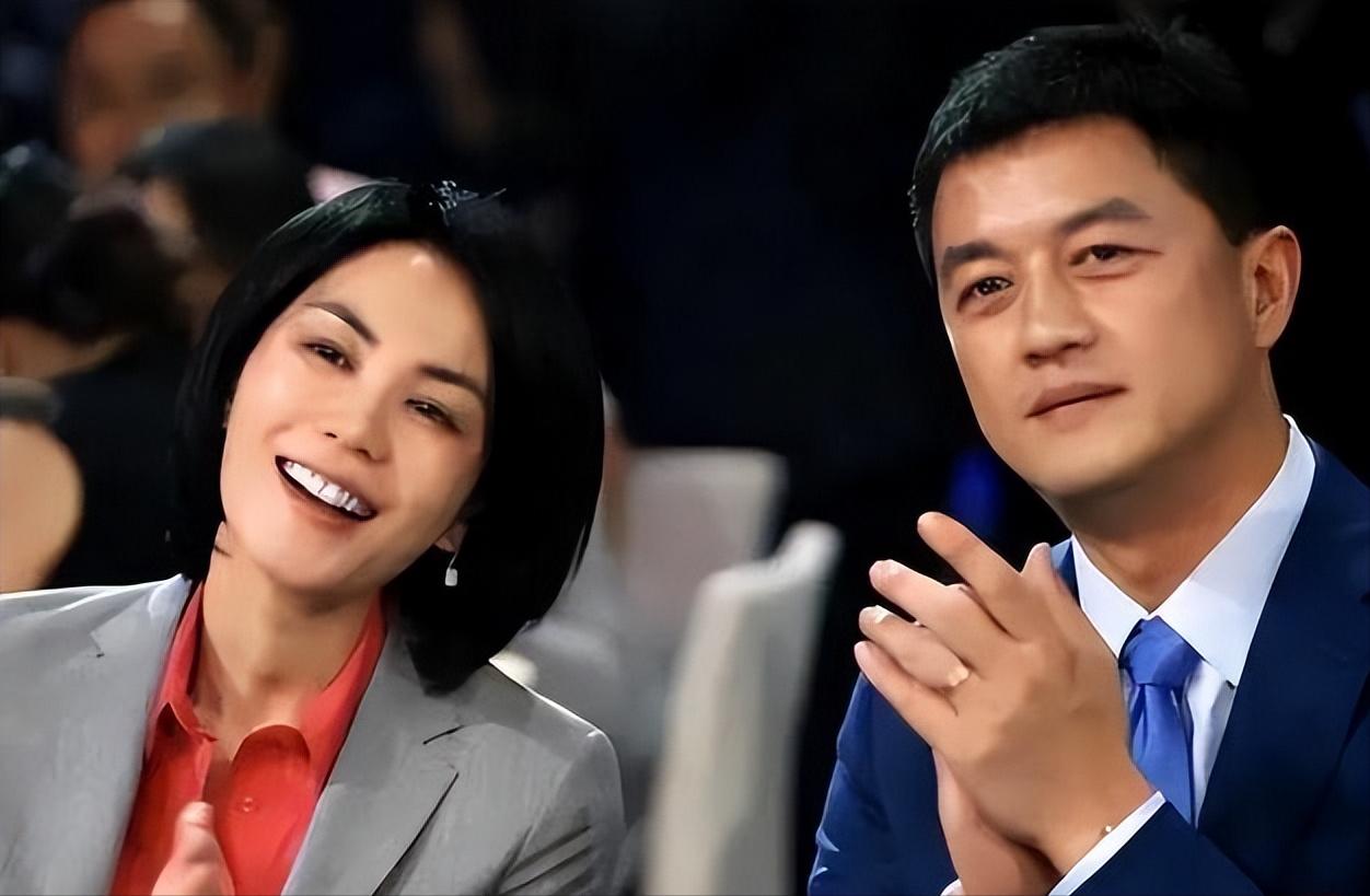 王菲和谢霆锋二人差几岁,王菲和谢霆锋以前结过婚吗