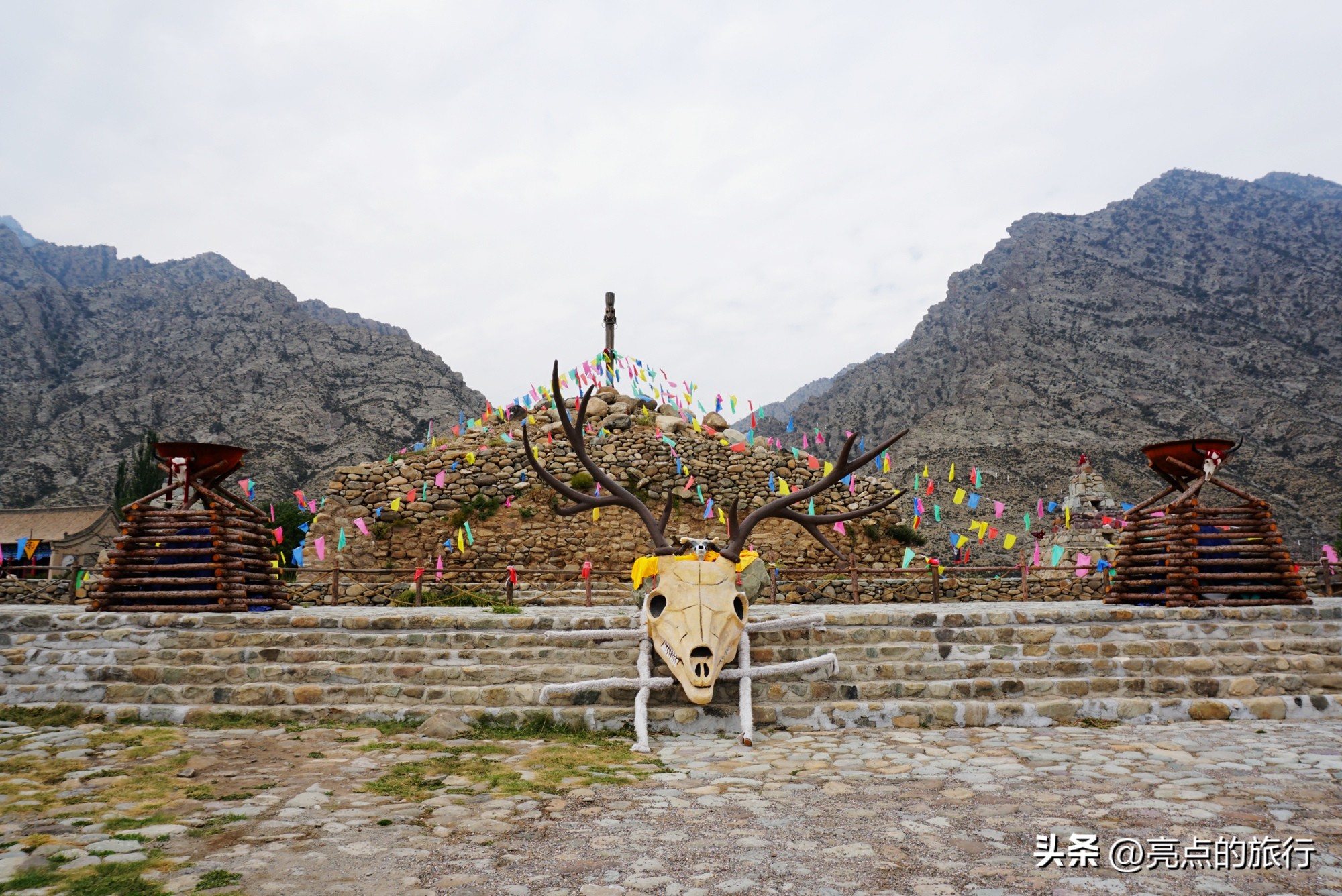 宁夏贺兰山古祭坛,贺兰山神秘建筑