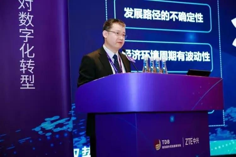 三大消息:华为基站国产率55%;中兴无造车计划;小米13Pro成机皇