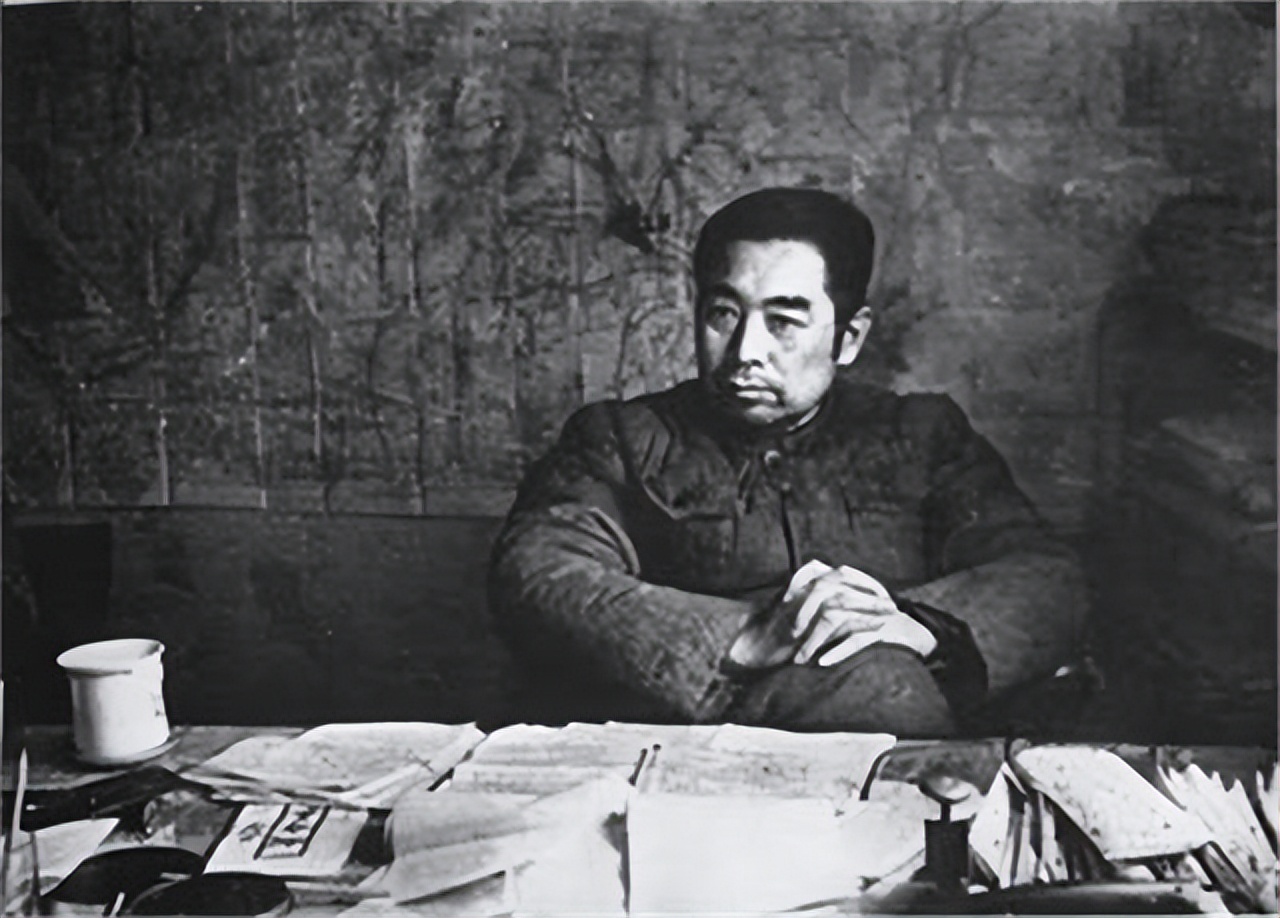 她丈夫牺牲后，毛主席悲伤不已亲写挽联，而她转嫁丈夫兄弟