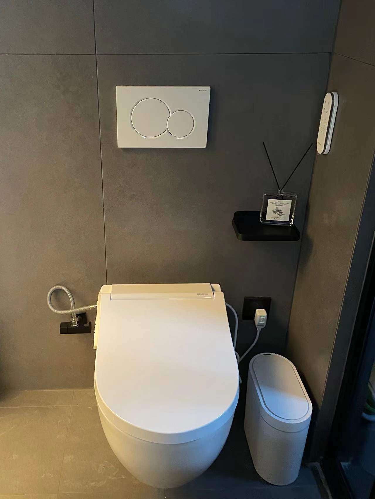 吉博力隐藏式马桶安装教程,吉博力的马桶一直有滋滋的声音