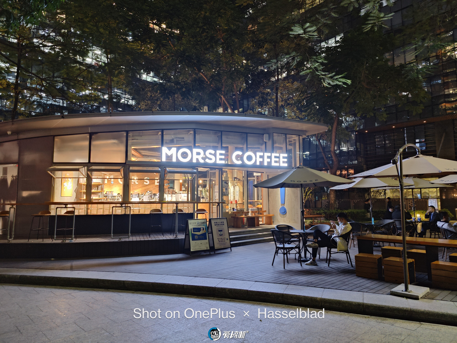 一加10pro对比苹果13,一加10pro和小米mix4