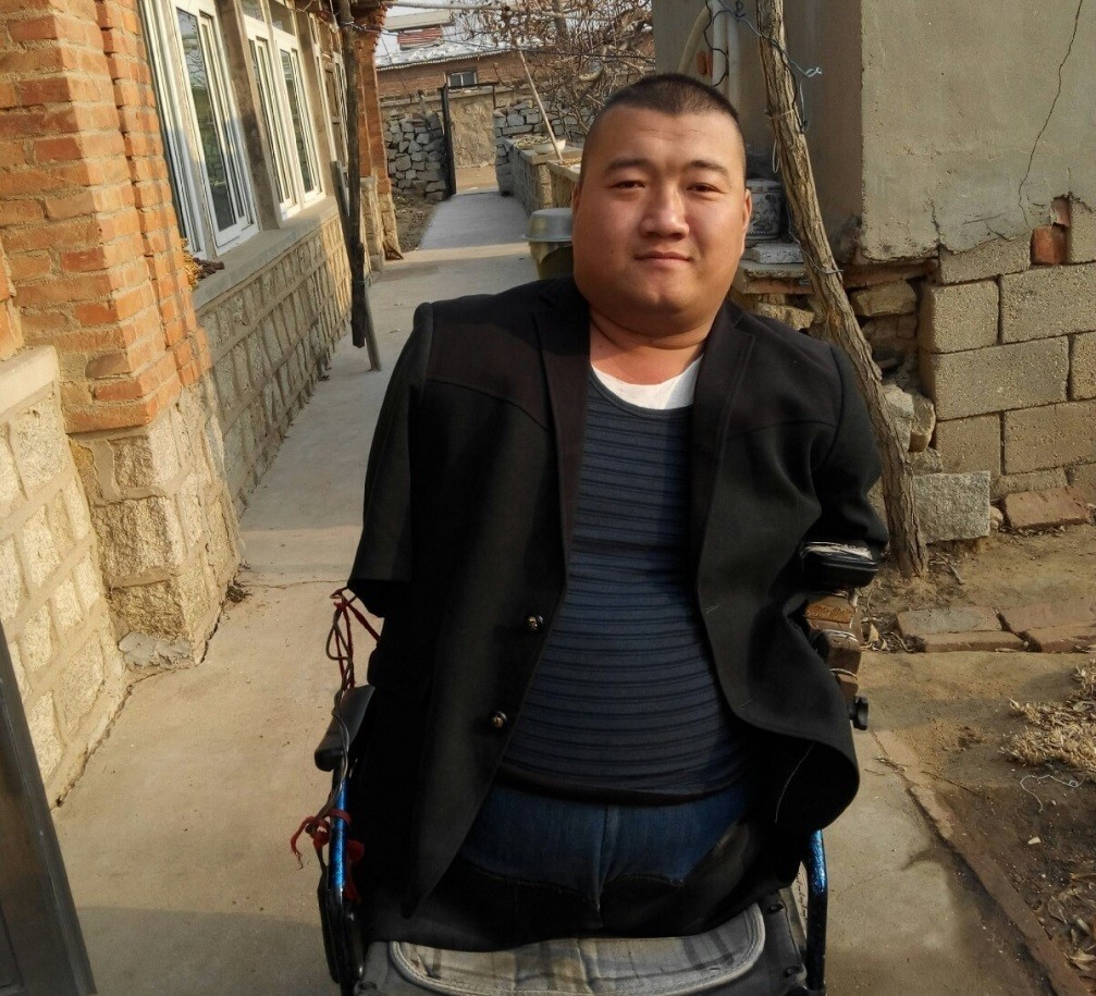 无手无脚筷子哥有孩子吗,天生无四肢筷子哥