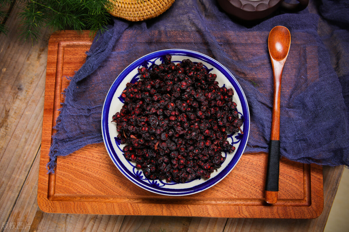 一味中药既补肾又补脾,一味中药专治体虚补肝肾