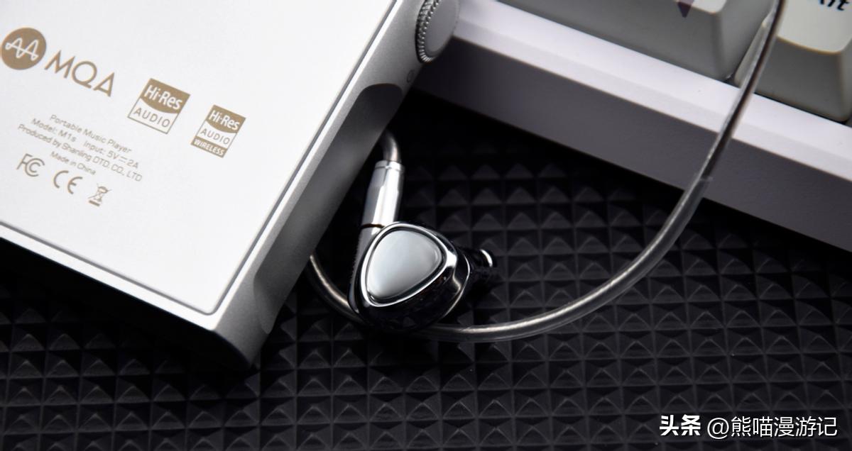 把千元*放播**器卷上了天，山灵M1S无损音乐HiFi*放播**器耳机搭配评测