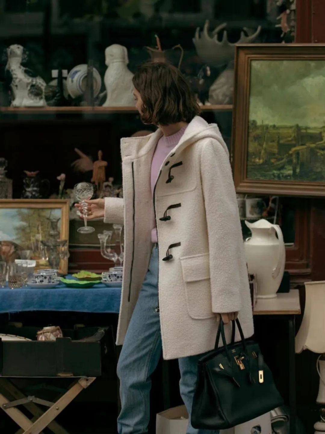 牛角扣大衣穿搭高级感小个子,牛角扣大衣如何穿出年轻高级感