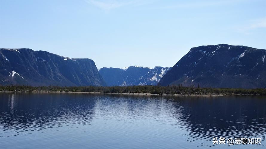 圣皮埃尔和密克隆在哪个洲,圣皮埃尔和密克隆岛有多大