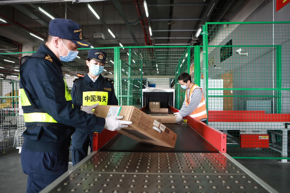 美国对中国农产品出口,美国对中国的出口2000亿美元