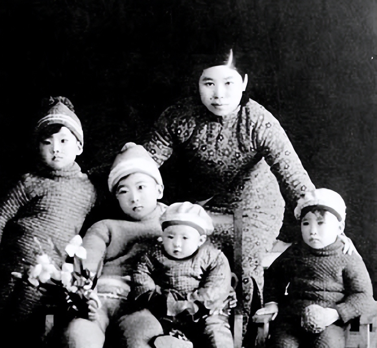 抗日名将杨虎城将军,杨虎城遗孀逝世