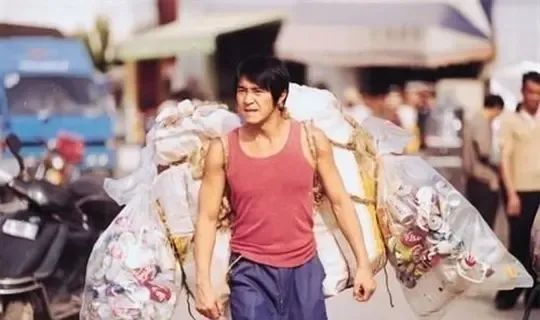 少林足球周星驰和达叔对话,少林足球周星驰请葛优演谁