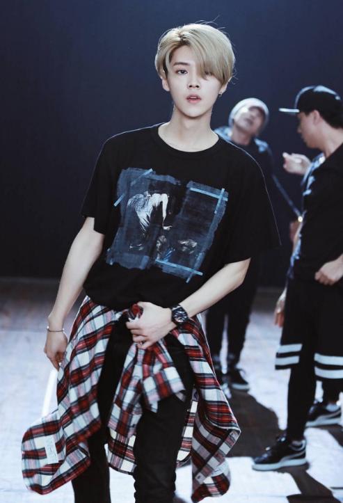 真男人就是敢作敢当,鹿晗发文霸气护女友