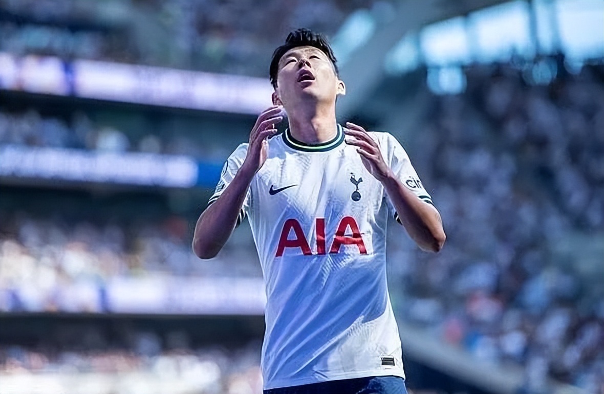 孙兴慜打国足第2球,孙兴慜1对1过人