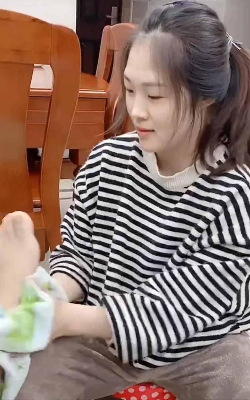 2019年朝鲜姑娘嫁浙江小伙：不要房车和彩礼，结婚只要一吨大米？