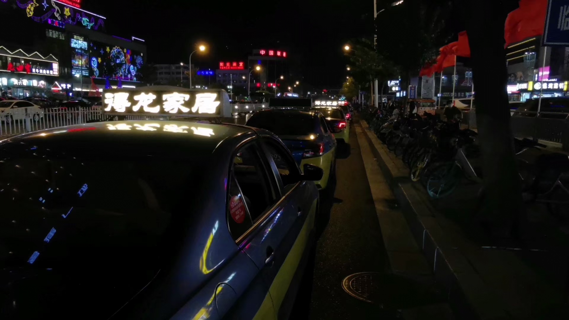 郑州出租车顶灯广告电话,出租车顶灯广告价格