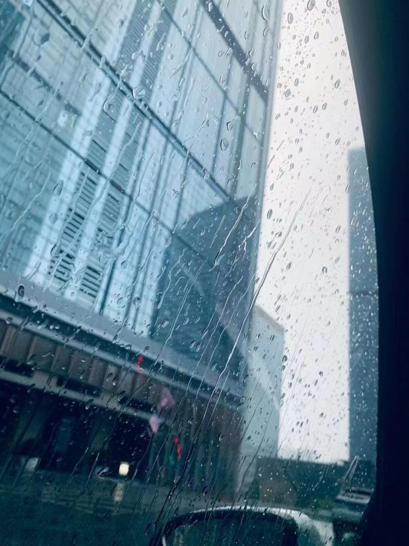 有关成都最近下雨情况,成都市下雨最新消息