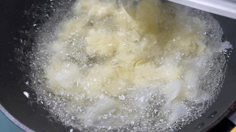 银耳怎么泡发才粘稠好吃,银耳怎么泡发才能煮出胶