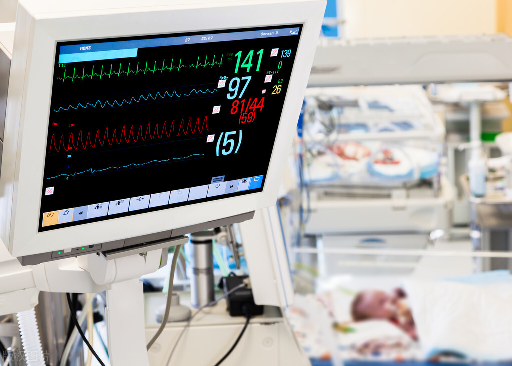 脚上破了很大一块皮怎么消炎,脚上破了很大一块皮怎么办