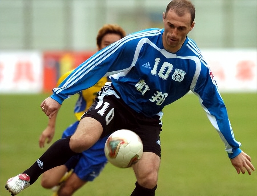 大连实德04亚洲杯决赛进球,大连足球八连冠集锦