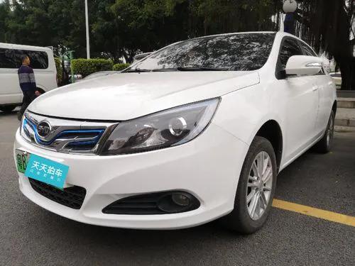 比亚迪e5为什么松油门会倒转,比亚迪e5为什么停产了