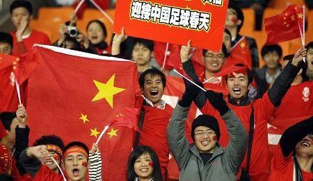 我为足球狂教学过程,我为足球而痴狂作文