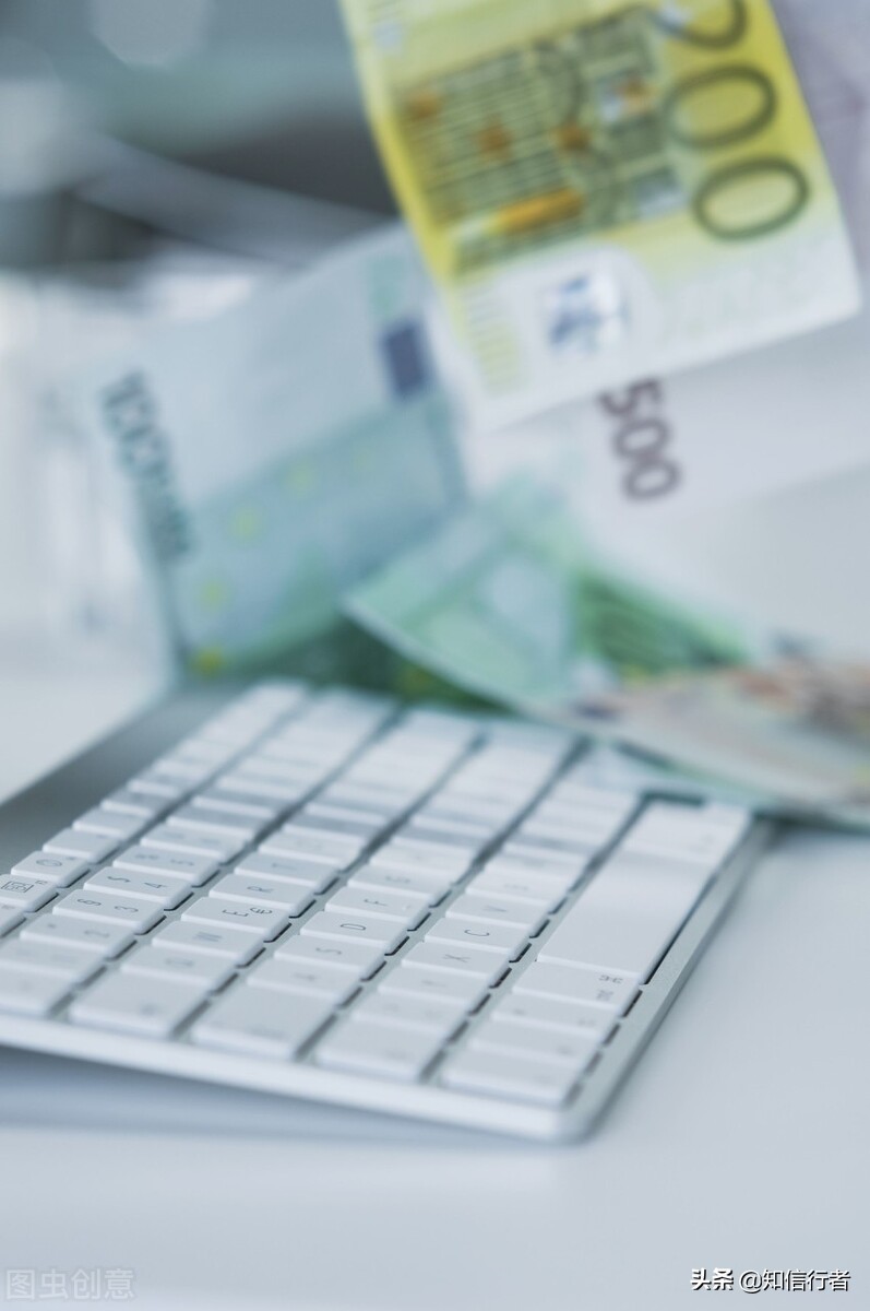 逆向思维赚钱的人都懂一句话,逆向思维为什么赚钱总是很难