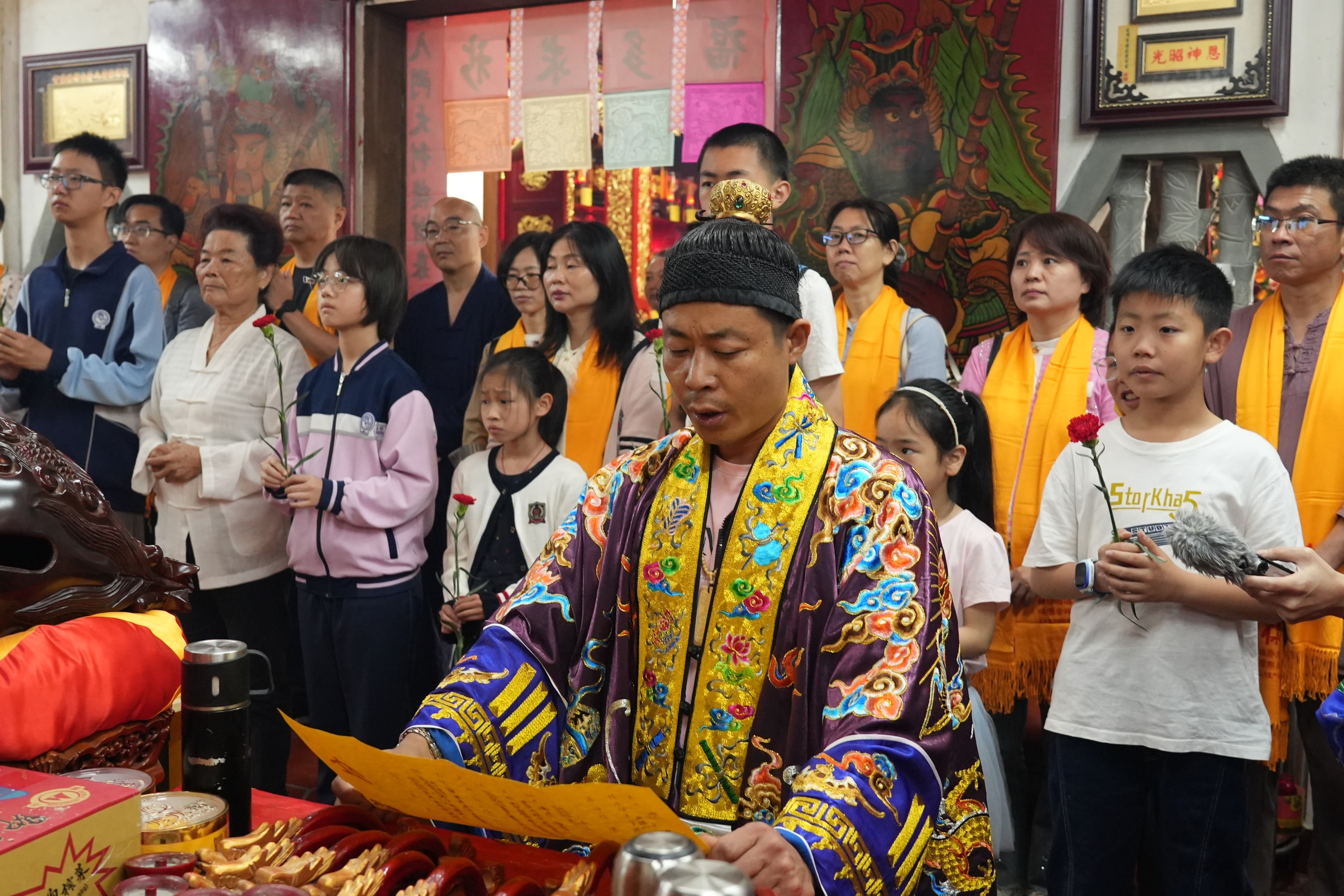台籍小朋友在厦体验“拜契”民俗活动，前金门副县长：两岸青少年若从小成为朋友，怎么会有战争