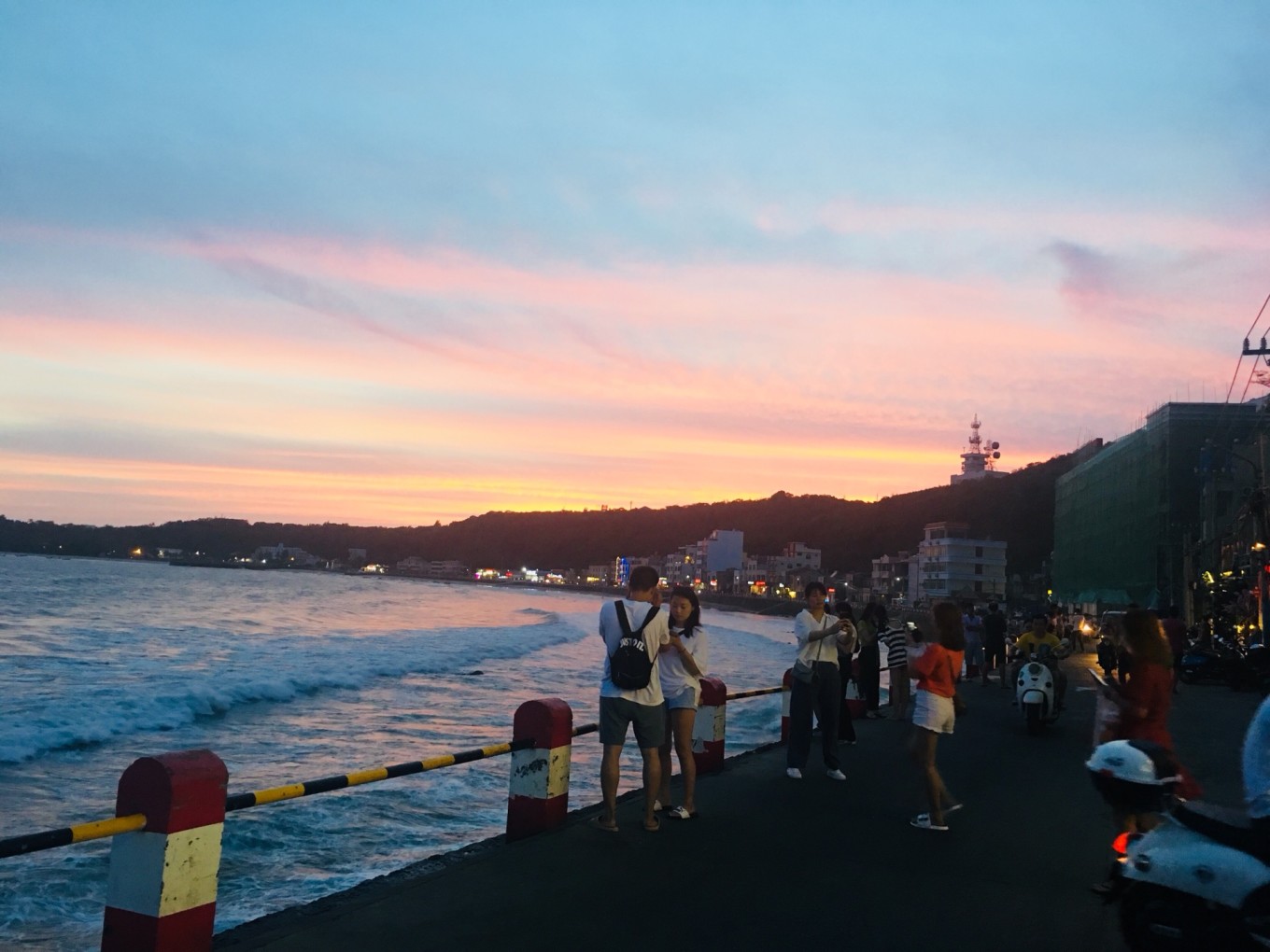 北海涠洲岛游玩视频,北海涠洲岛详细旅游攻略