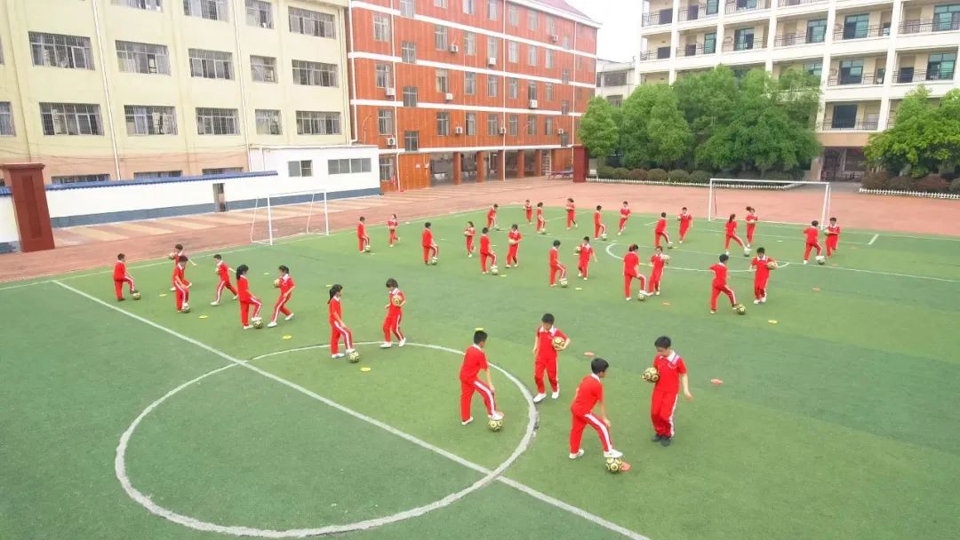 幸福来了！瑞金40余个场地设施相继完工