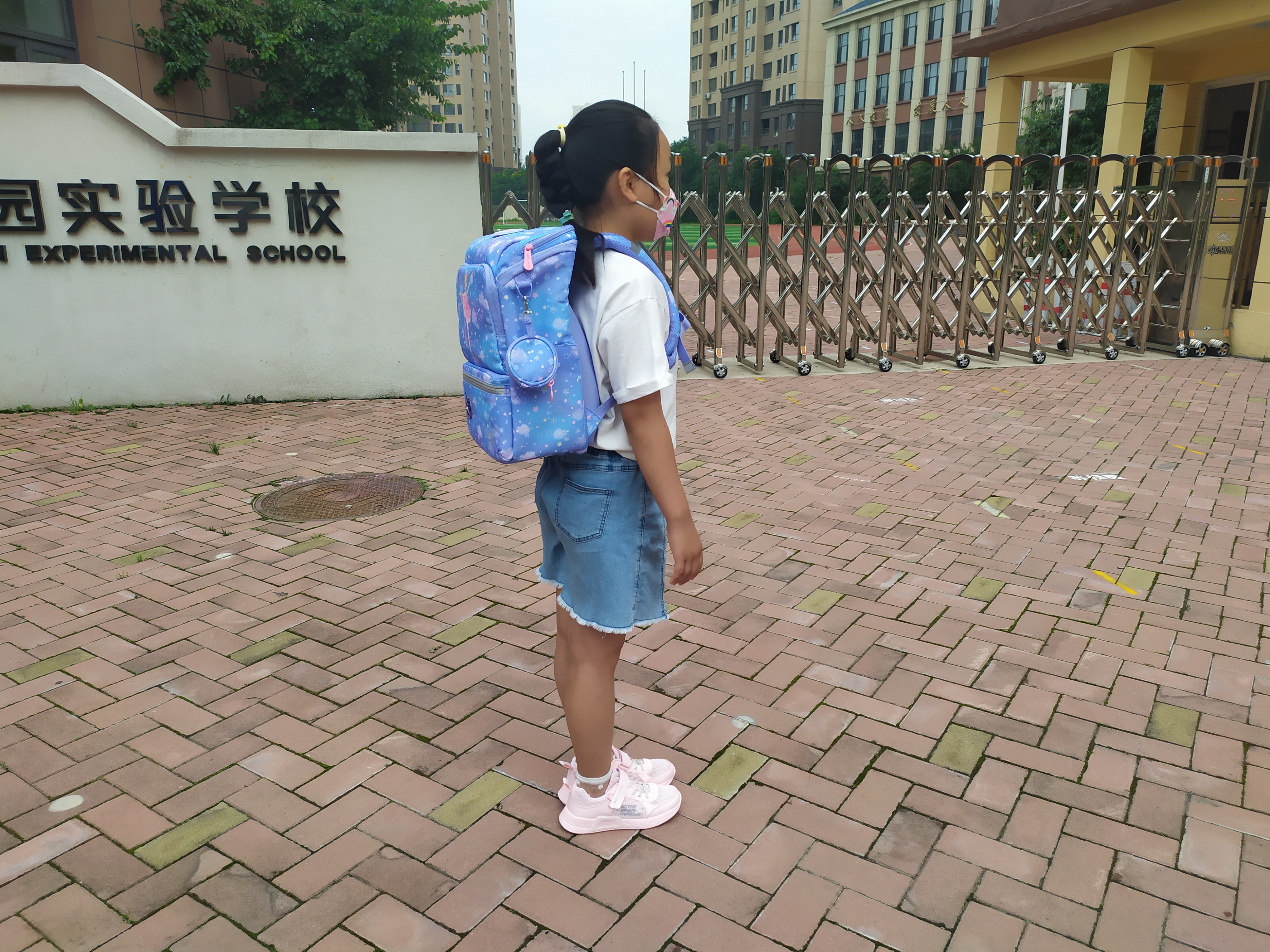 儿童减负护脊书包推荐,孩子护脊书包推荐