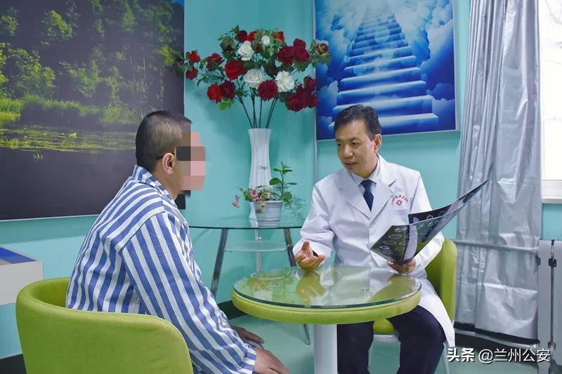 凝心聚力谋发展众志成城谱新篇,凝心聚力谋发展攻坚克难谱新篇