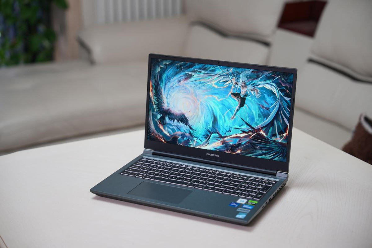 七彩虹将星x15at23新款屏幕素质,七彩虹将星x15at13代测评