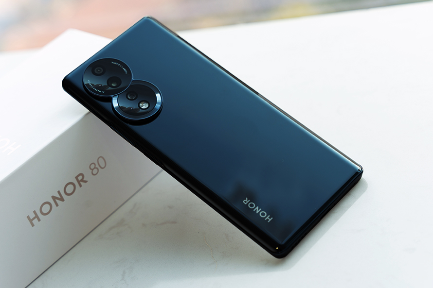 上班电脑推荐笔记本,手机笔记本哪个更值得入手