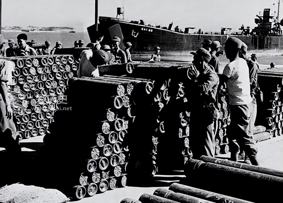 金门炮战前，毛主席问道：炮弹会不会打死美国人？叶飞：无法避免