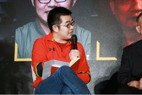 男子向母校捐赠1000万,男子毕业后给母校捐1000万