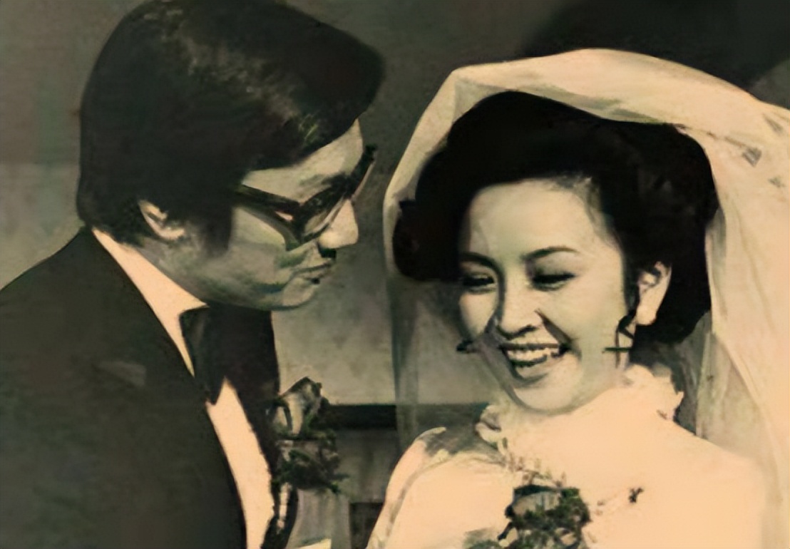 被谢贤养了12年的coco,coco什么时间和谢贤好的