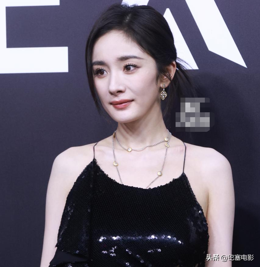 杨颖李沁look,杨幂baby李沁同时驾驭紫色