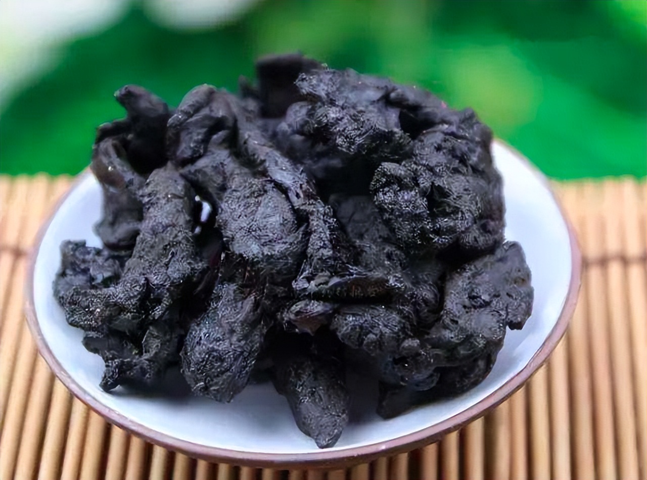 熟地黄治白发的最佳方法,白头发多吃什么药能让白发变黑发