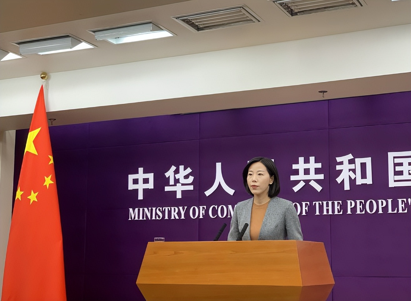 美国*压打**行不通，中国电商在海外大火，事实证明我们路子走对了